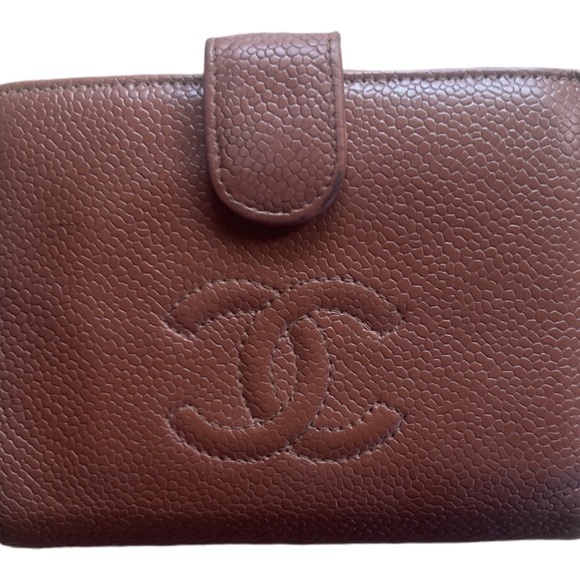 🔥🔥Chanel mocha compact wallet vintage🔥🔥 - Picture 2 of 11